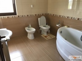casa-noua-de-vanzare-in-cetate-10